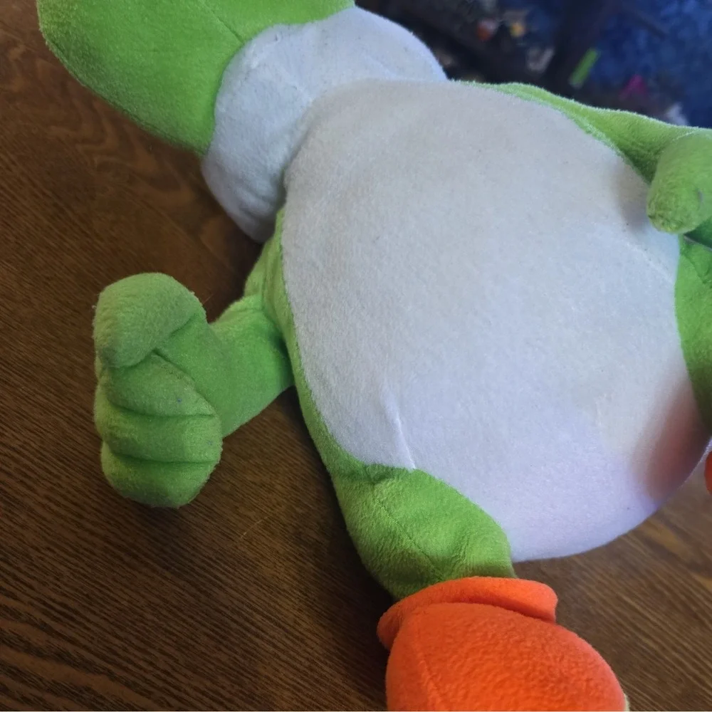 youshi mario brothers plush with pouch under his shell collectiors‎
